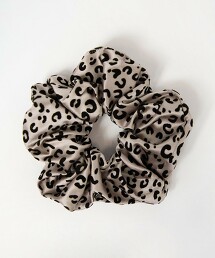 ＜EMMEL REFINES＞ 植絨印花豹紋髮圈