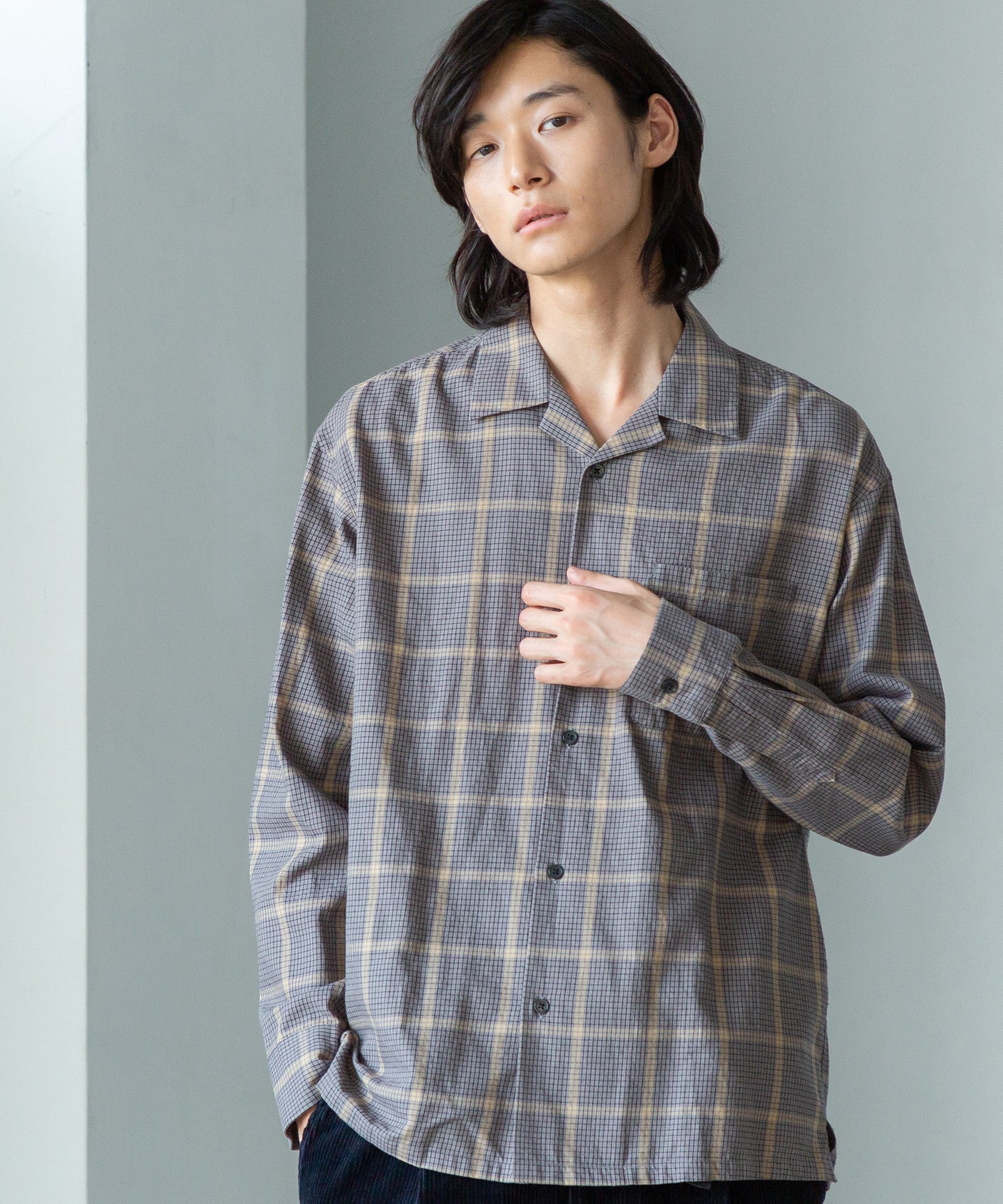 英伦格纹开领衬衫