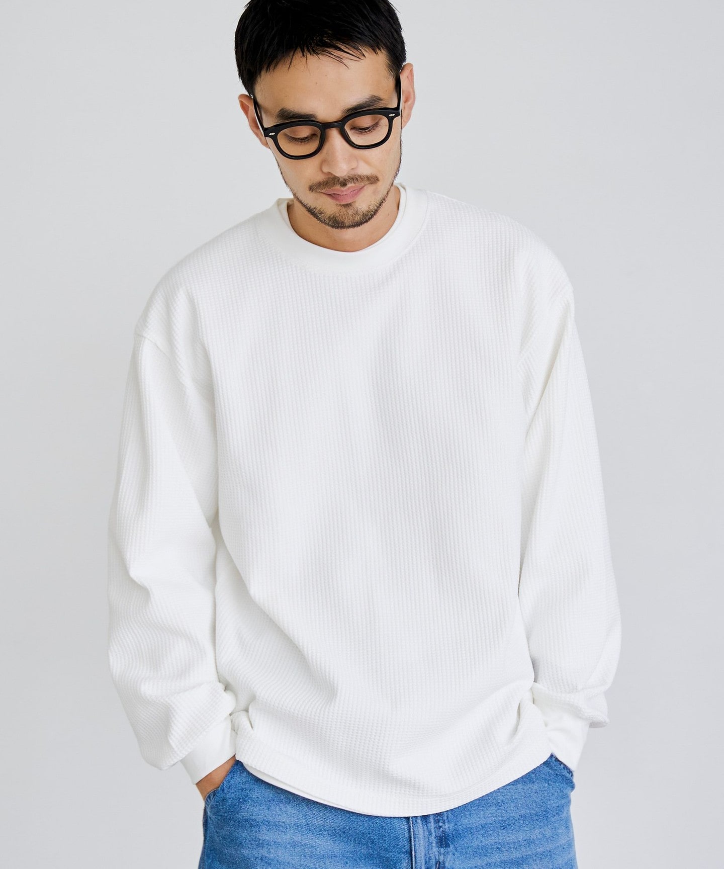 OFF WHITE