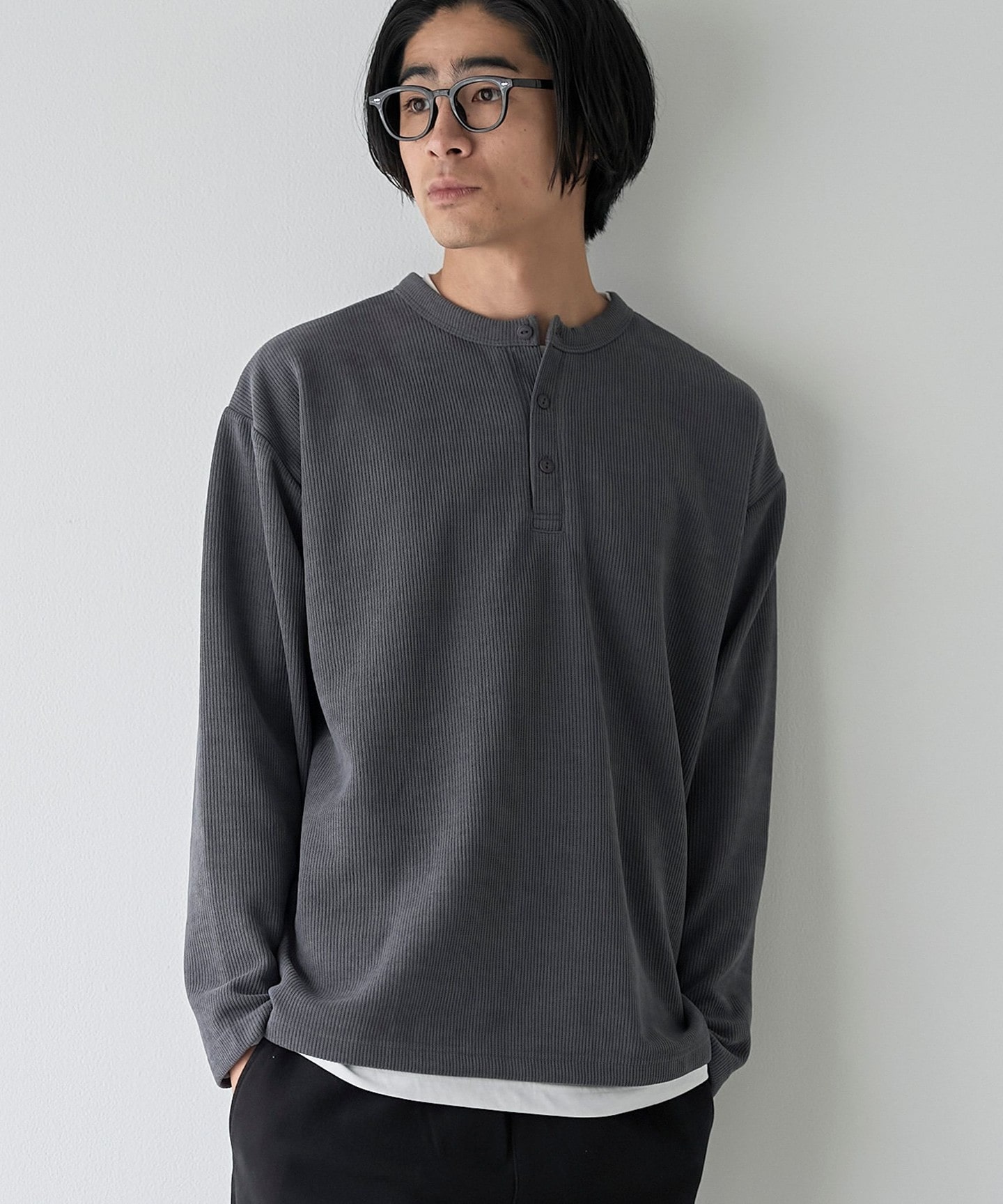DK.GRAY