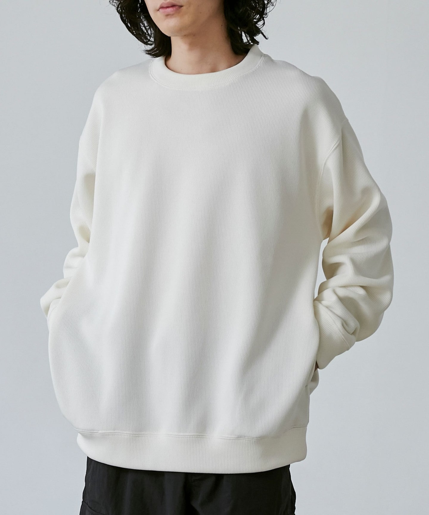 OFF WHITE
