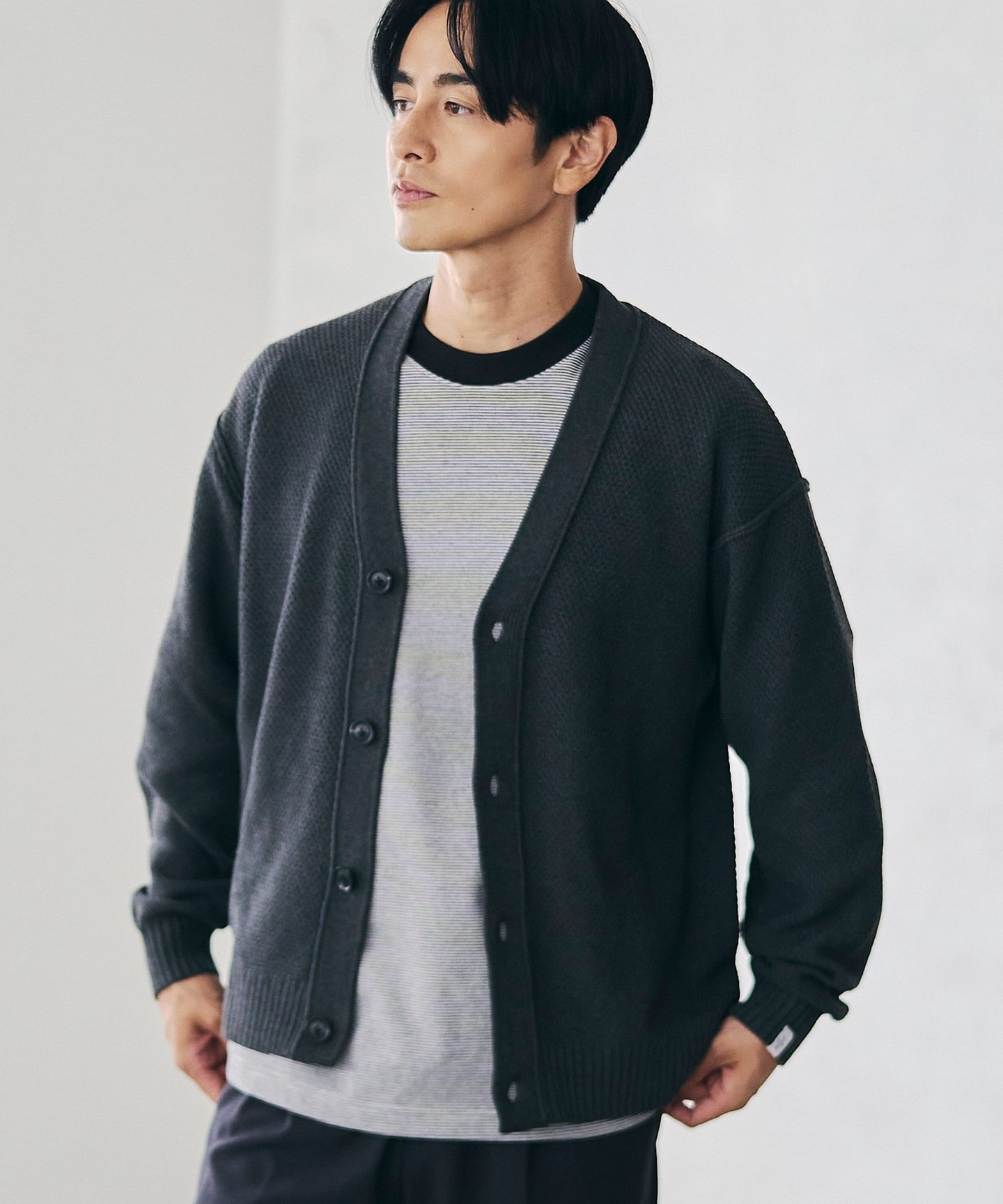 DK.GRAY