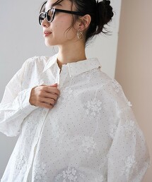 3D花朵刺繡點點長袖襯衫