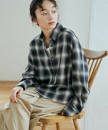 透膚漸層格紋標準領襯衫