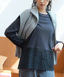 下擺蕾絲拼接層次風長袖T恤
