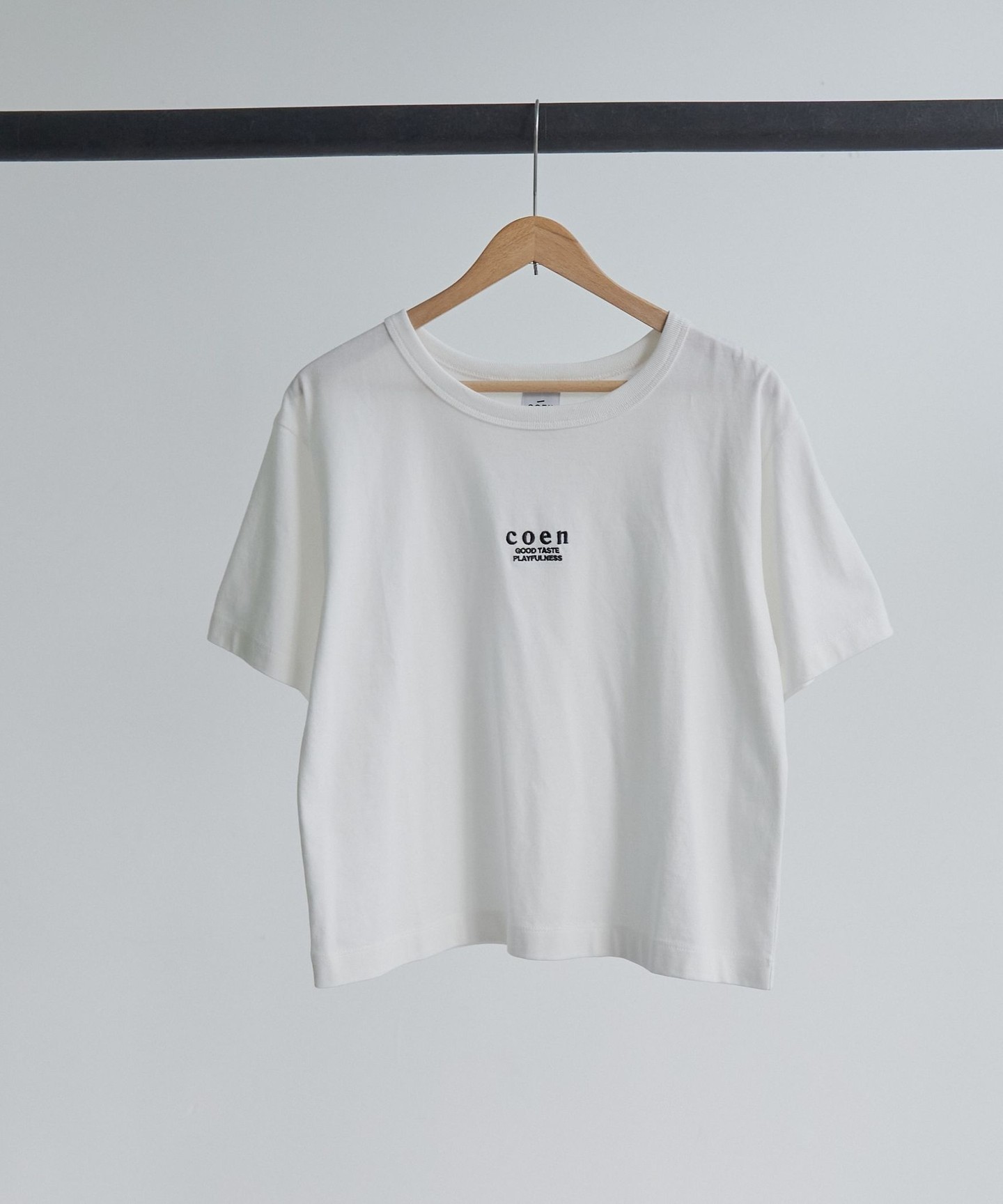 OFF WHITE