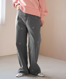 花朵刺繡寬版直筒牛仔褲