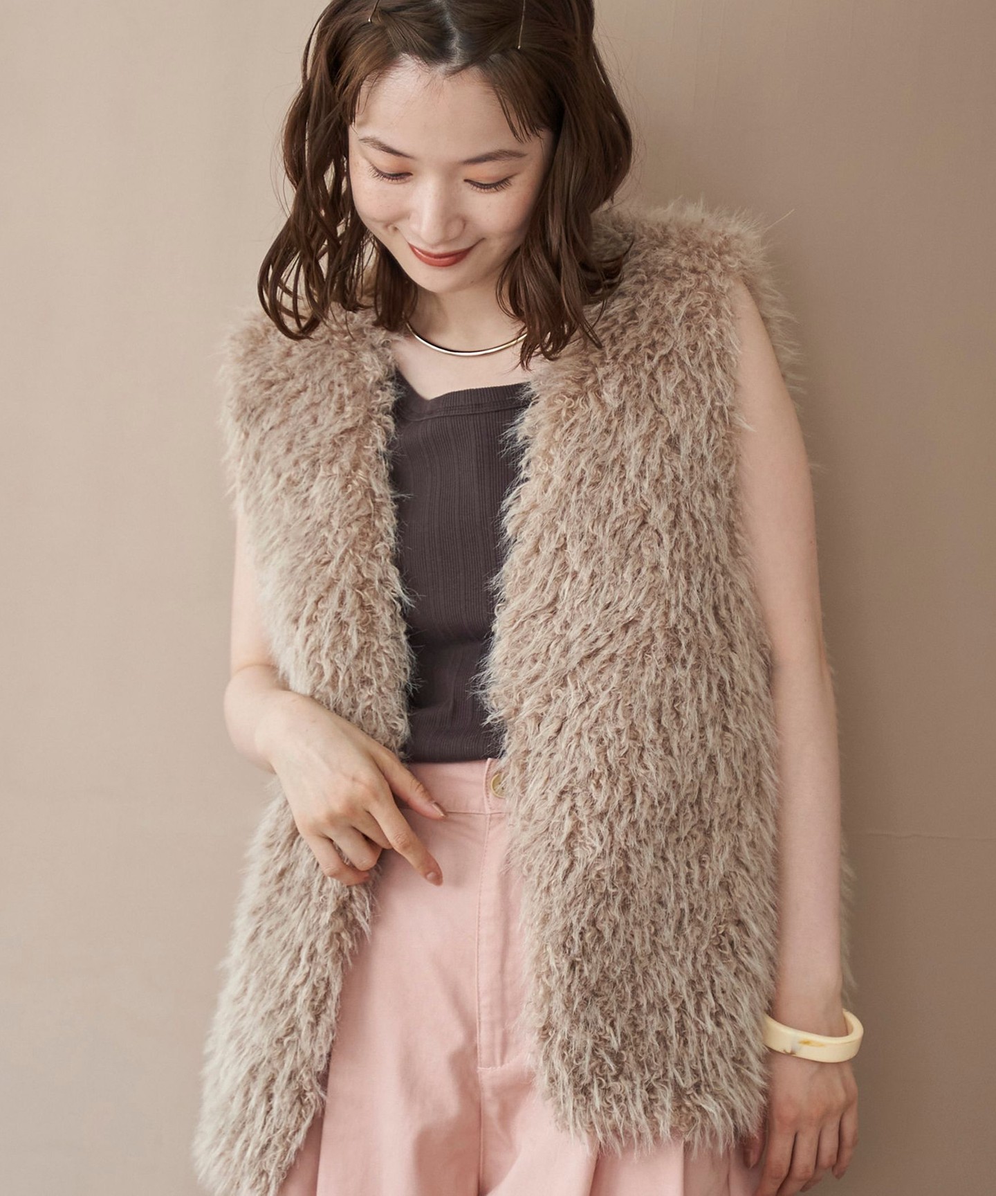 BEIGE