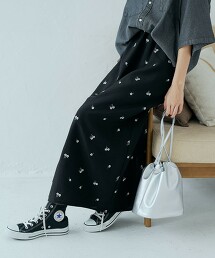 花朵刺繡輕便窄裙