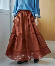 下擺蕾絲刺繡蛋糕長裙
