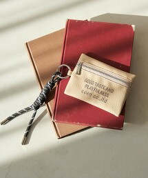 LOGO刺繡 仿皮革卡片收納鑰匙圈