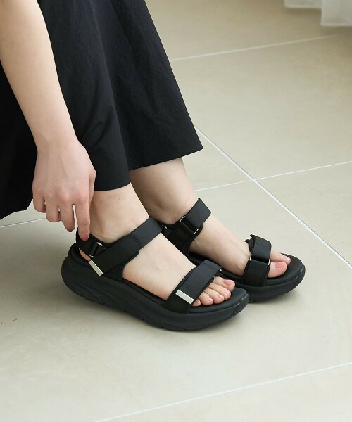 雙綁帶運動涼鞋