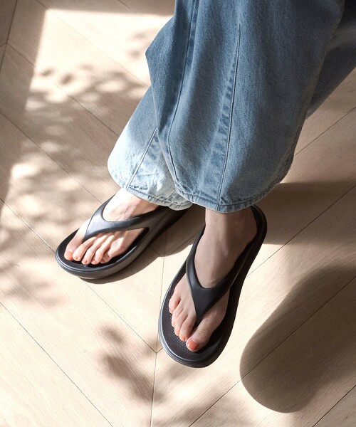 【C.mt】夾角厚底涼鞋 WOMEN