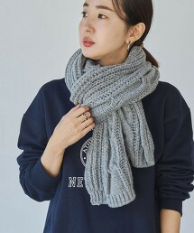 蓬鬆繩紋圍巾
