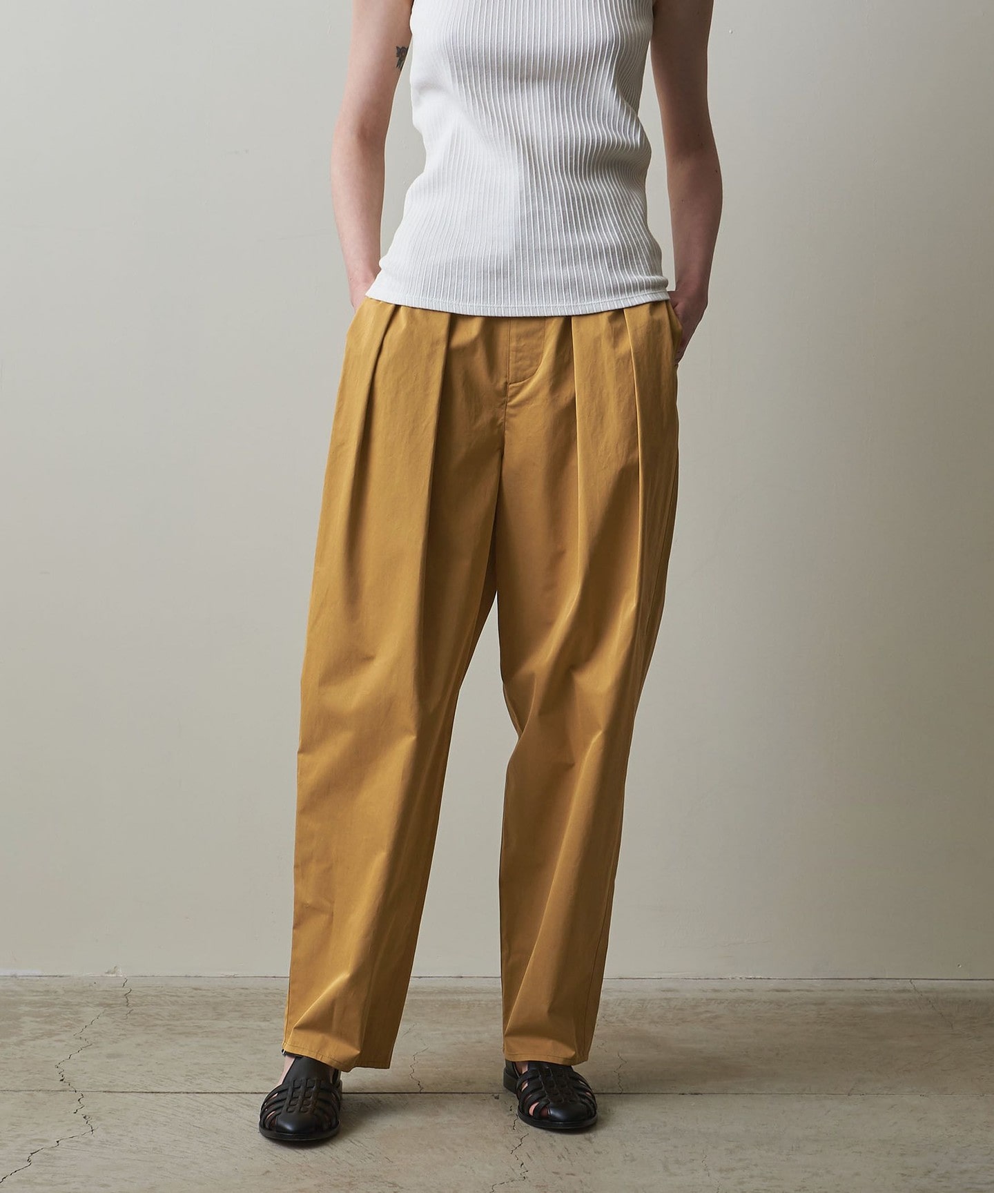 Steven Alan＞COTTON CHAMBRAY TUCK TAPERED PANTS/褲子｜outlet