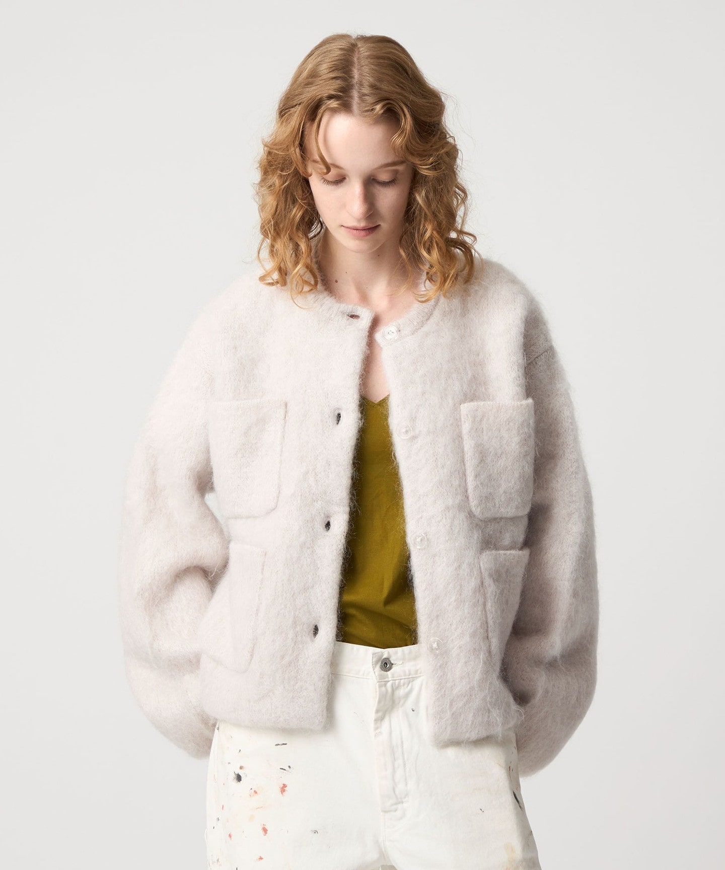 OFF WHITE