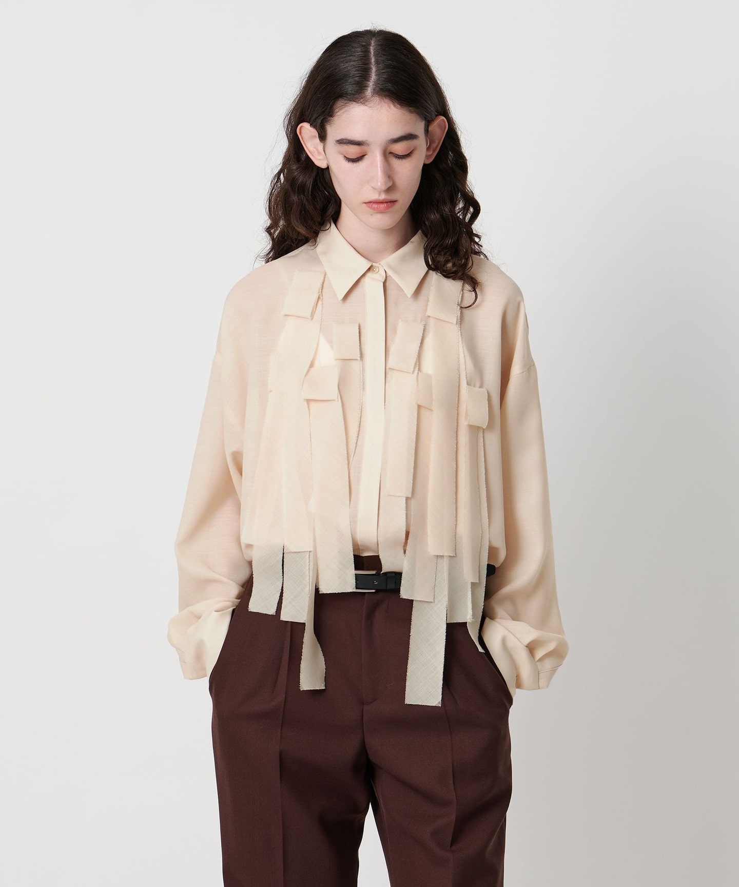OFF WHITE