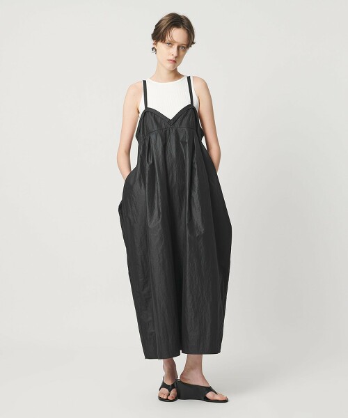 ＜AEWEN MATOPH＞繭型吊帶洋裝
