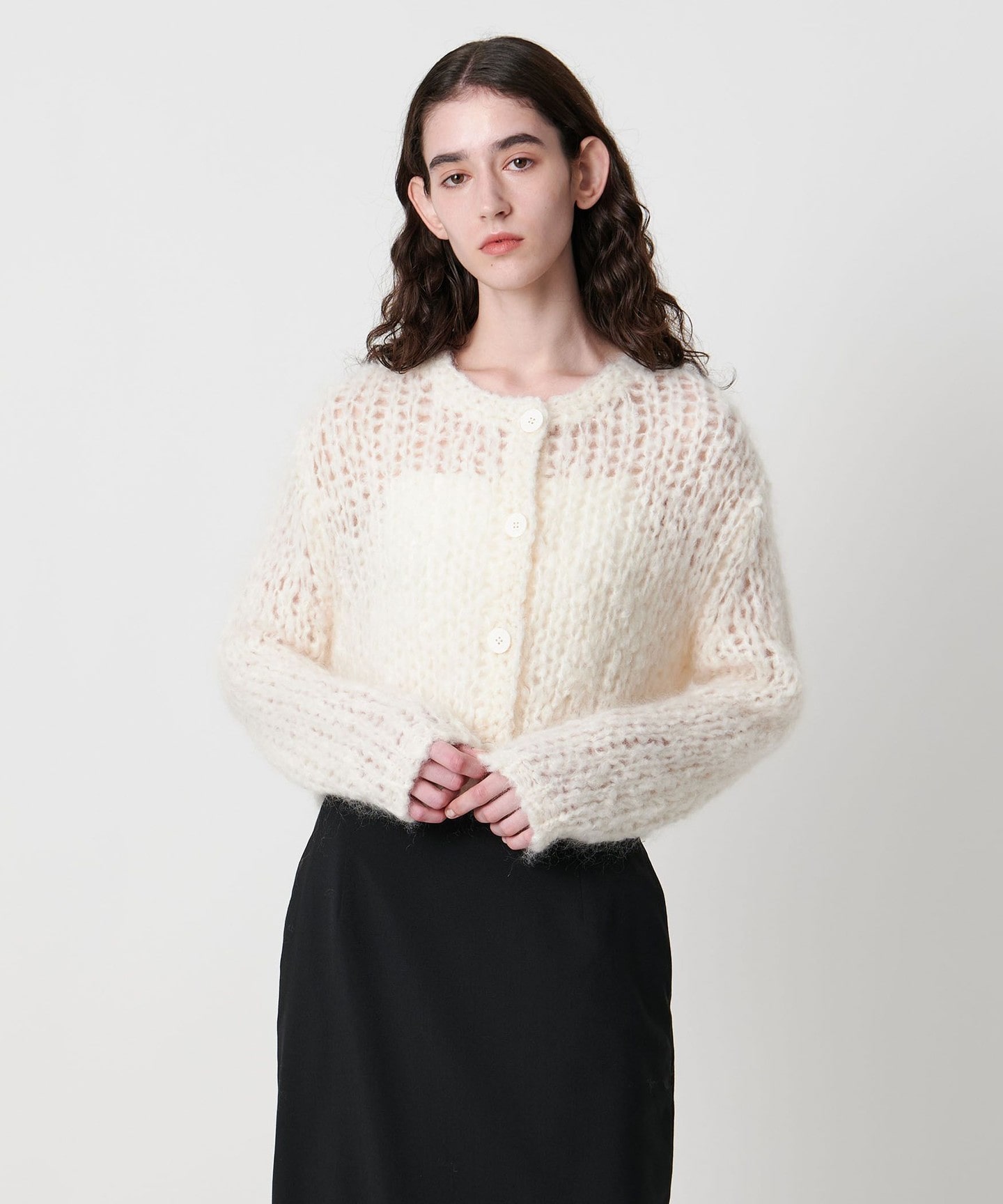 OFF WHITE