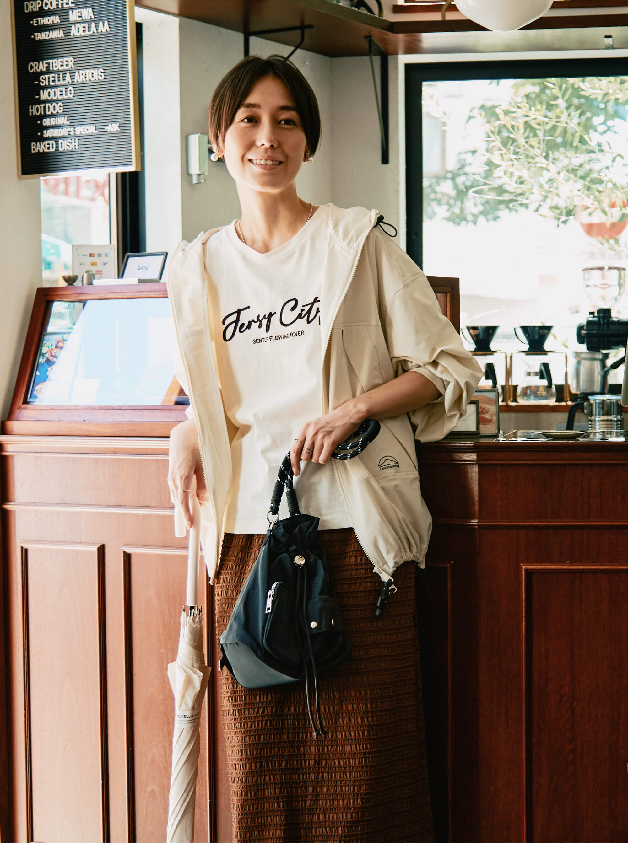 防潑水可收納登山外套