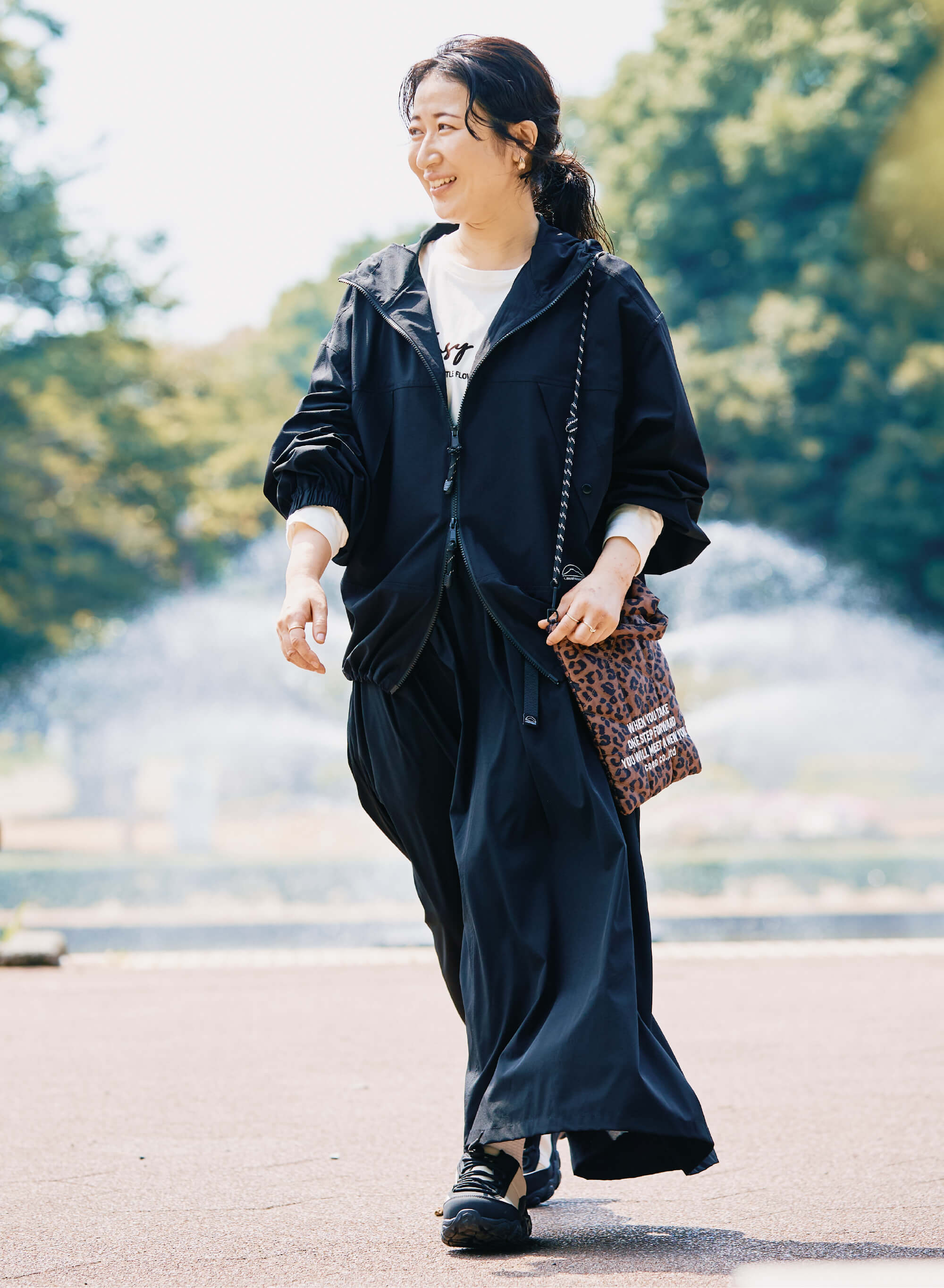 【C.mt】防潑水可收納登山外套